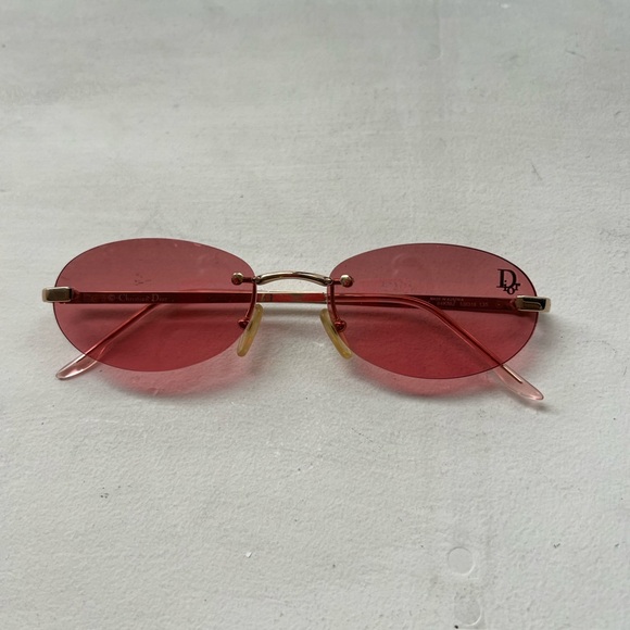 Pink authentic Dior sunglasses with case - Picture 8 of 9